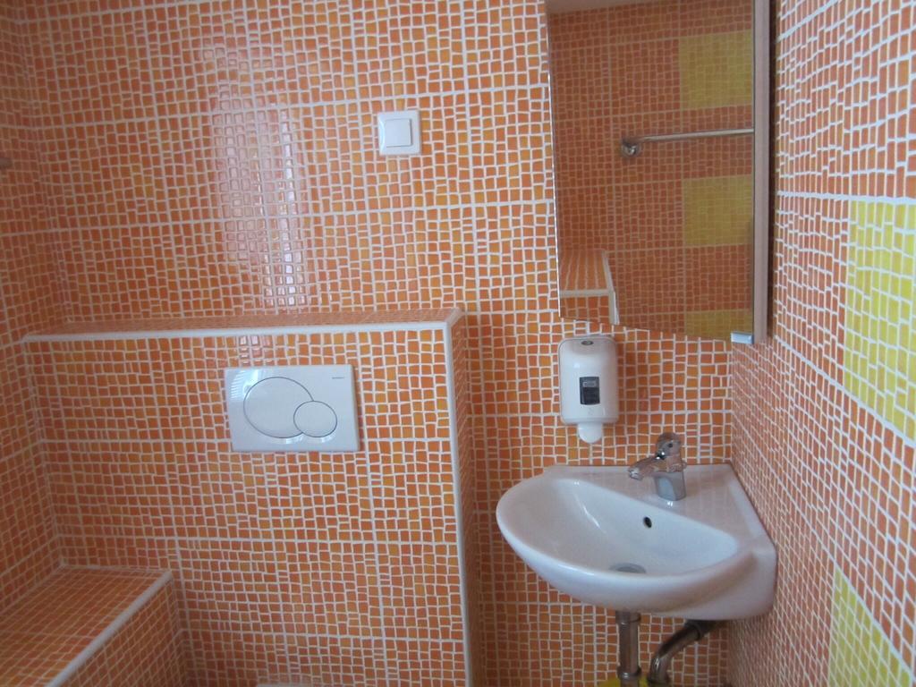 Guesthouse Punta Mira - Beachfront Novalja Quarto foto